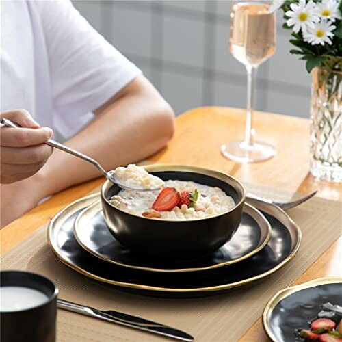 Stylish Simplicity Dinnerware Set