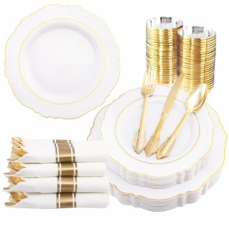 Liacere Gold Plastic Plates